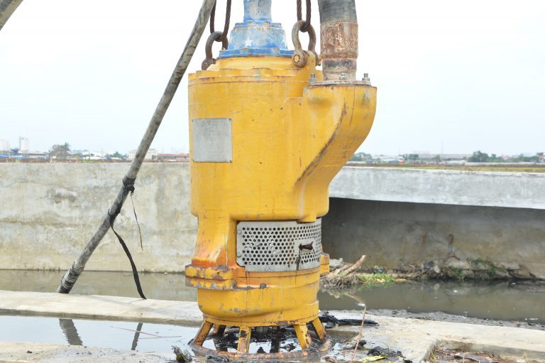 Trial” Integrated Geotube® Dewatering Technology” Pintu Air Embung Gedebage